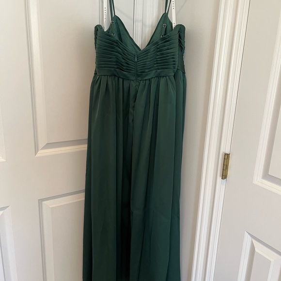 Formal Gown - Picture 2 of 7